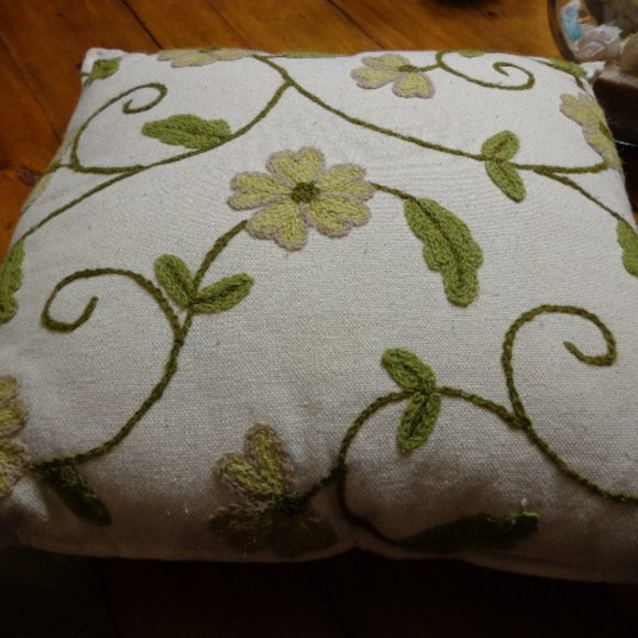 New! Toss Pillow Square Removable Case Handmade - Picture 3 of 8